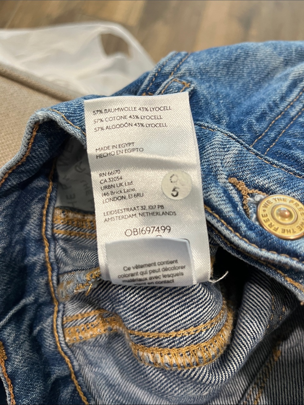 We The Free Good Luck Mid-Rise Barrel Jeans Size 27 - Picture 8 of 8